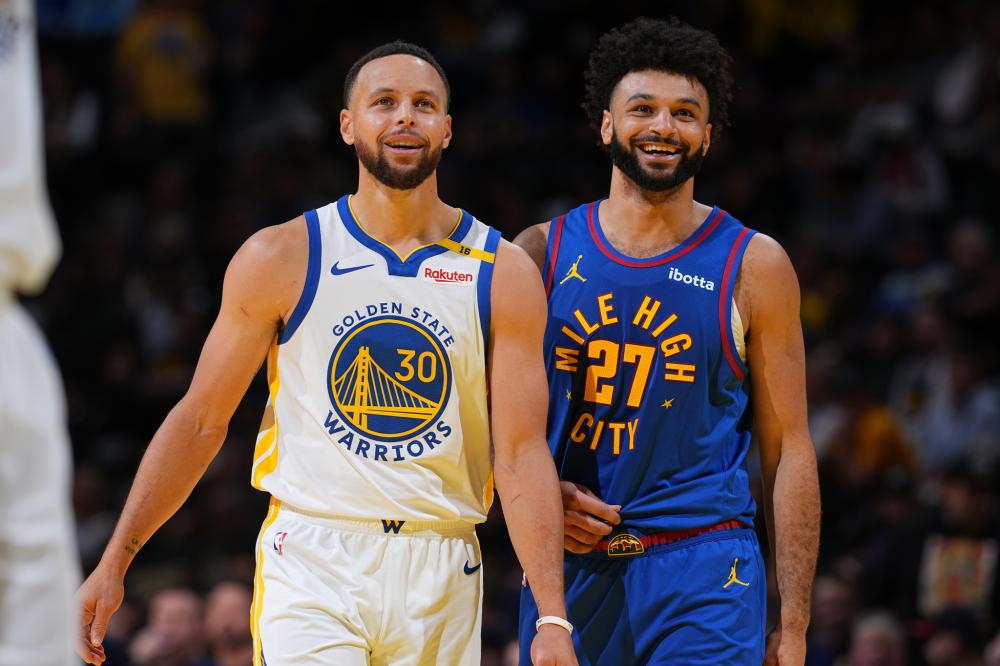 荡在球员耳 荡在球员耳