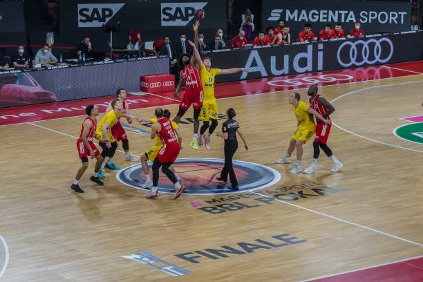 挺身而出 挺身而出