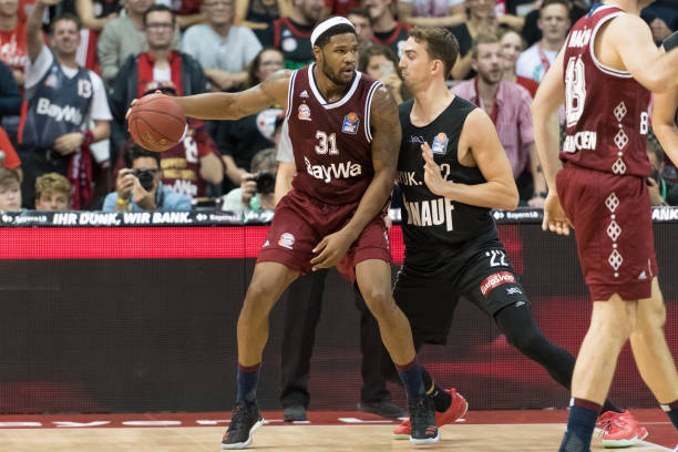 的交易条款 的交易条款